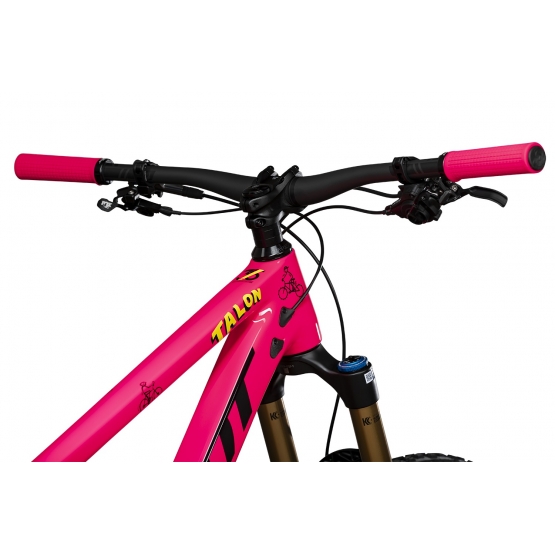 Pivot Cycles Switchblade Talon Pro XT/XTR 29 neon pink
