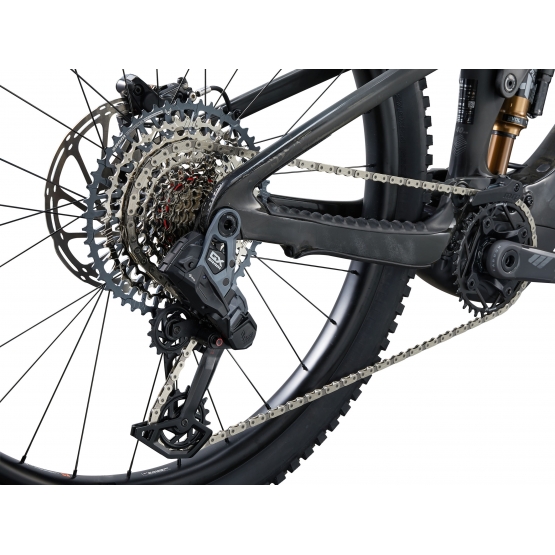 LIV Intrigue X Advanced E+ Elite 1 raw carbon