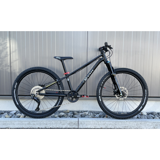 KUbikes 24S MTB Disc schwarz laser red