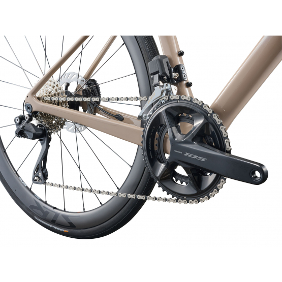 LIV Avail Advanced 0 camel silk